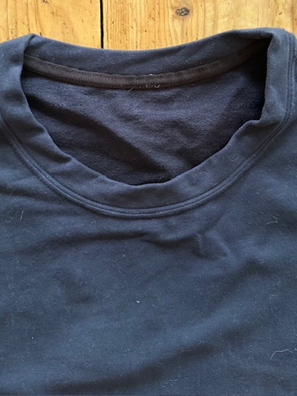 Lululemon Navy Ruffle Sweatshirt Size 8-10 - Picture 5 of 9